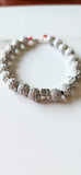 Pulsera de Cristales Plateados con Letra Hebrea "נ" (Nun)